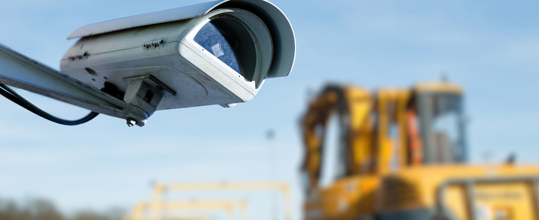 Überwachungs-Kamera an einer Baustelle